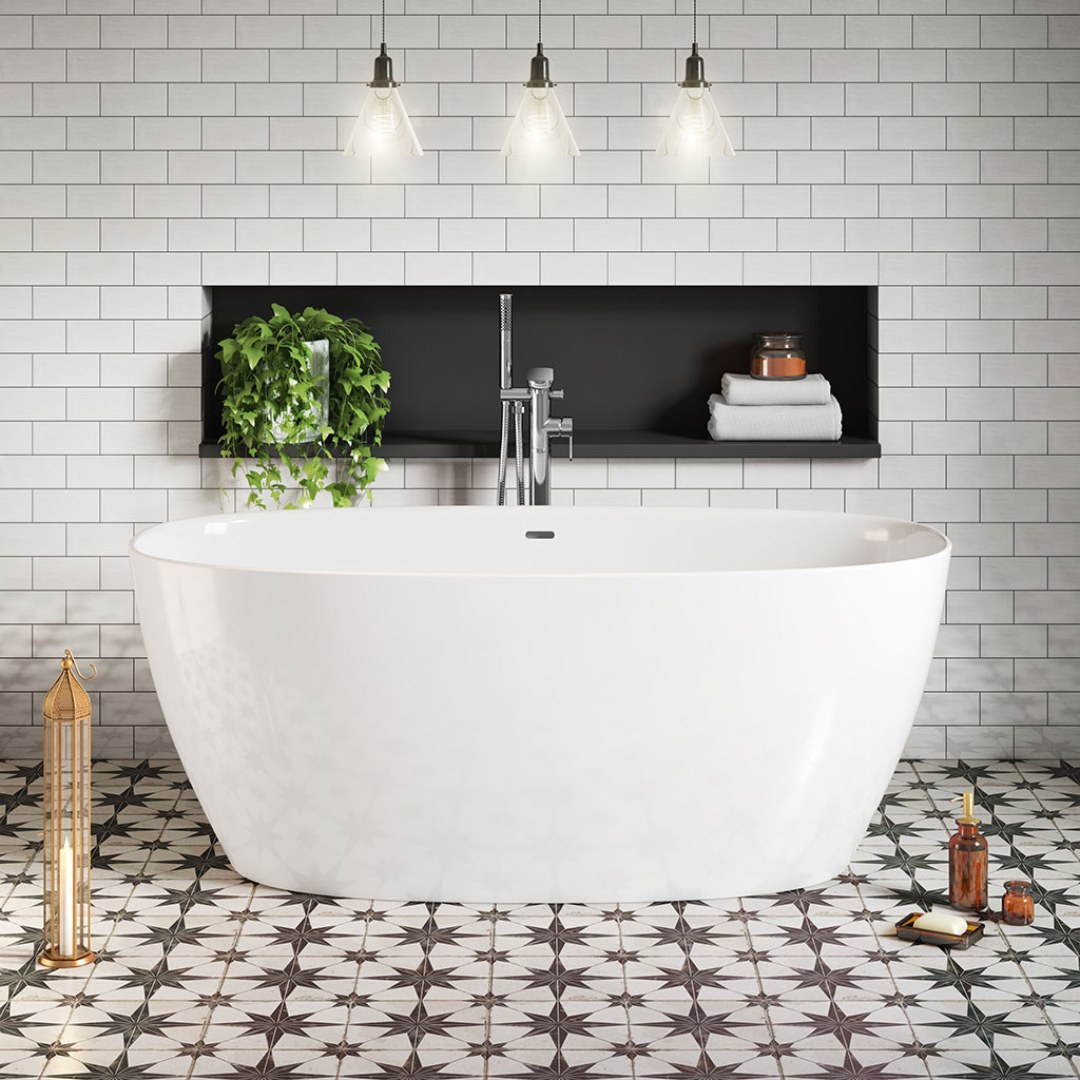 Freestanding bath